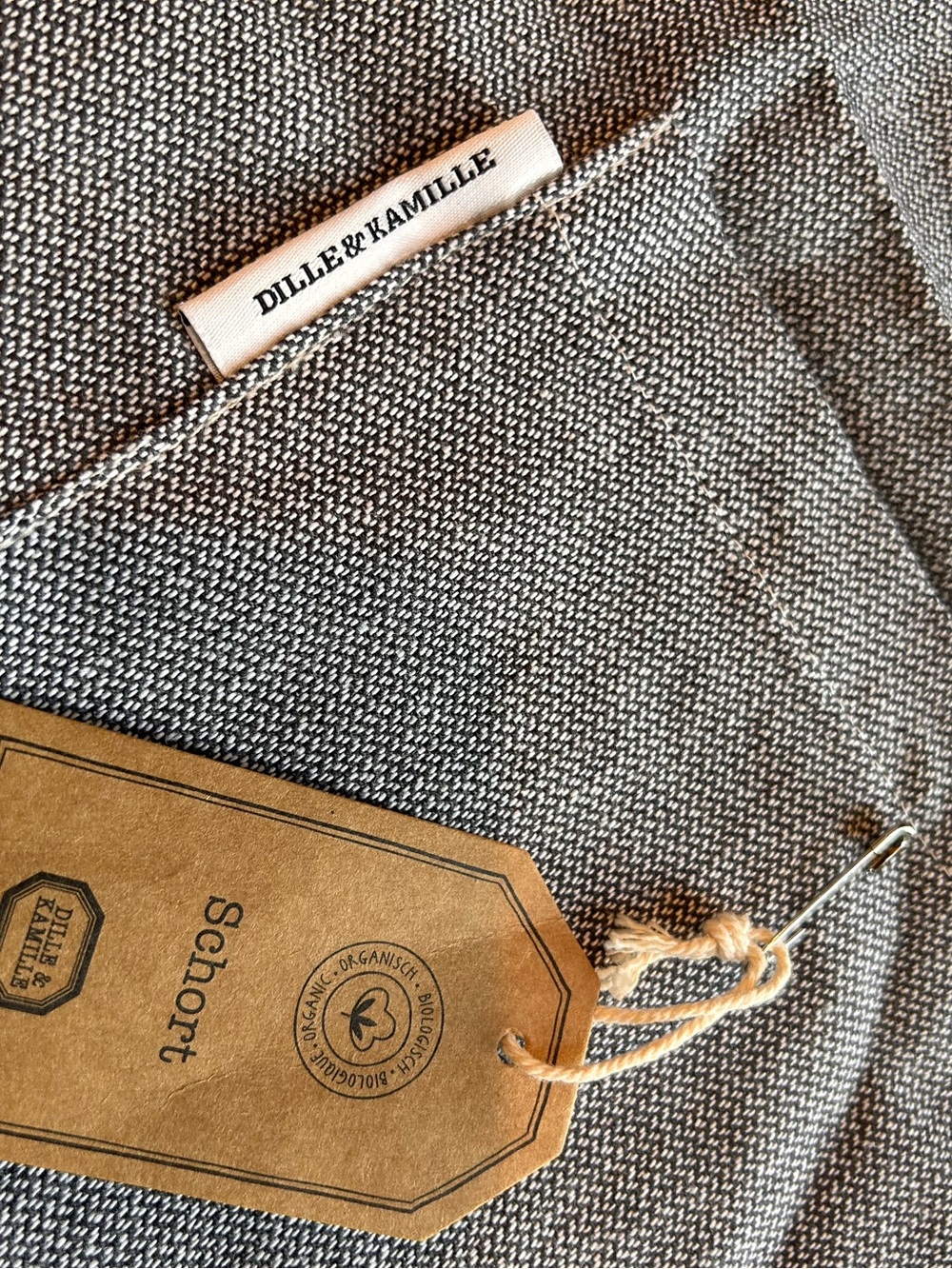 NWT Dille & Kamille Organic Cotton Lightweight Apron. Utility pockets. Ticking - Picture 8 of 9